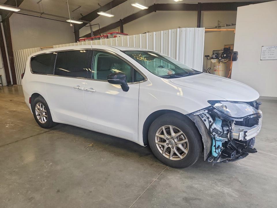 62608176 :رقم المزاد ، 2C4RC1CG7RR190931 vin ، 2024 Chrysler Voyager مزاد بيع
