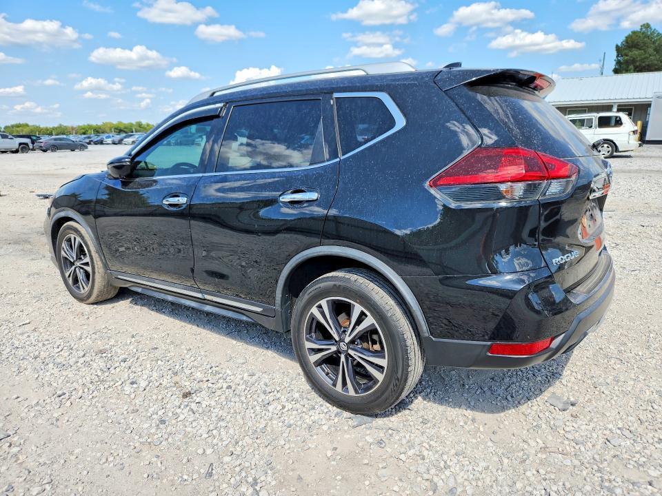 64649366 :رقم المزاد ، JN8AT2MT5JW463394 vin ، 2018 Nissan Rogue مزاد بيع