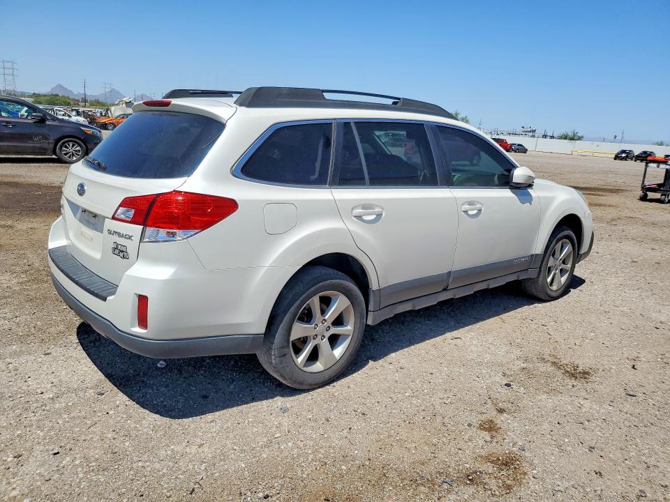 2013 Subaru Outback მანქანა იყიდება აუქციონზე, vin: 4S4BRCBC5D3267268, აუქციონის ნომერი: 65510066