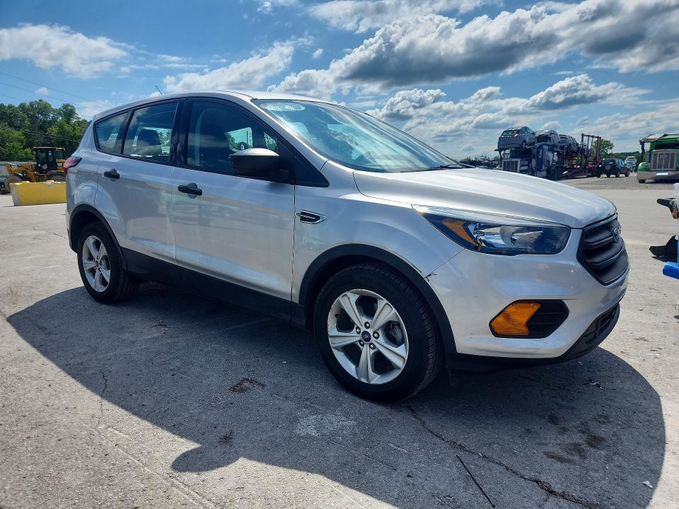 63616676 :رقم المزاد ، 1FMCU0F71KUB94910 vin ، 2019 Ford Escape مزاد بيع