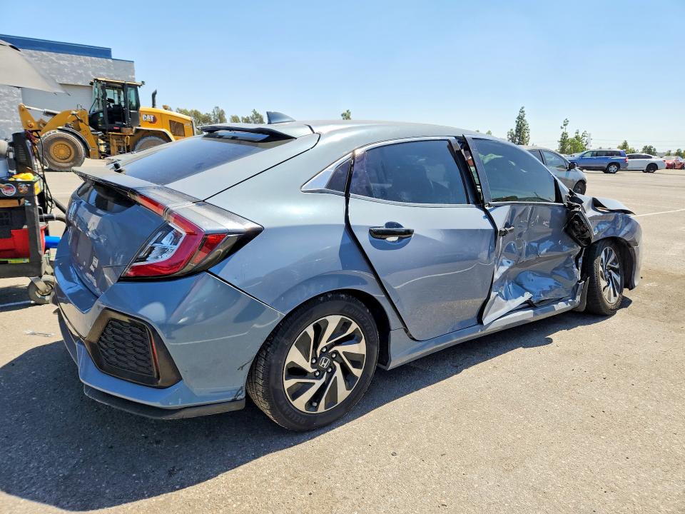 67151896 :رقم المزاد ، SHHFK7H29JU431263 vin ، 2018 Honda Civic مزاد بيع