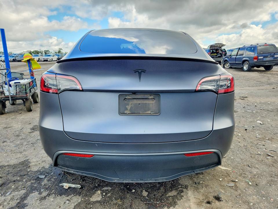 62743876 :رقم المزاد ، 7SAYGAEE2PF694780 vin ، 2023 Tesla Model Y مزاد بيع