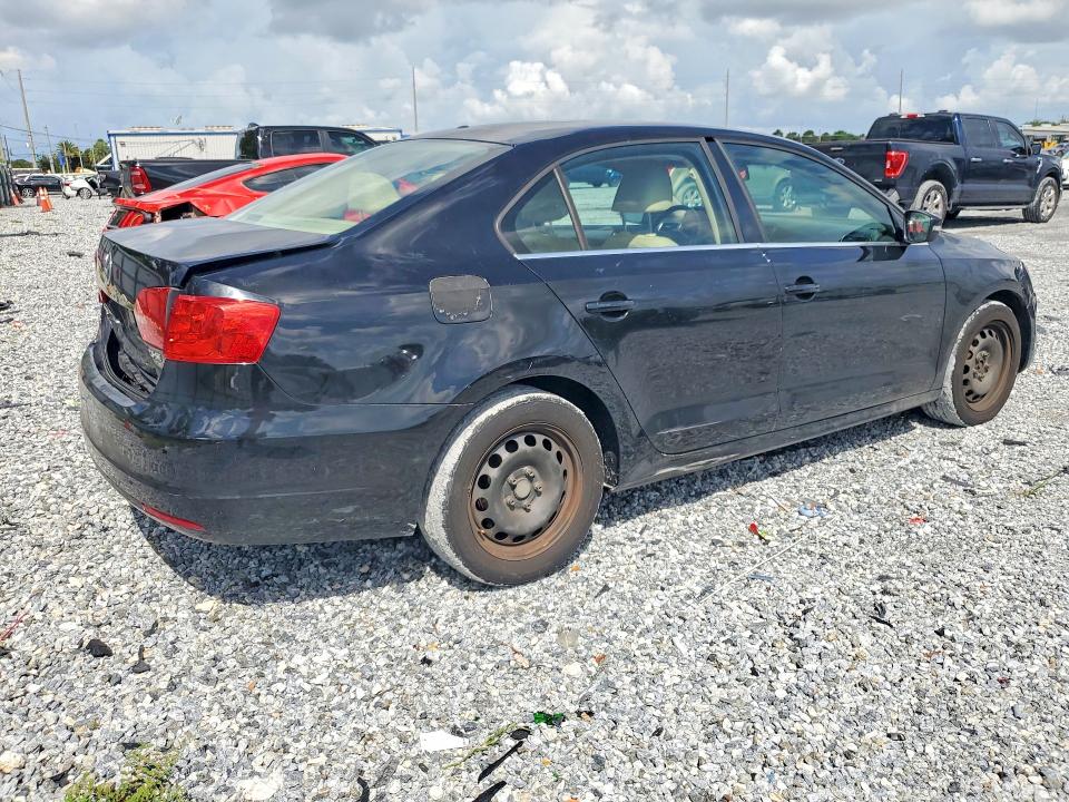 63856526 :رقم المزاد ، 3VWDX7AJ0DM297915 vin ، 2013 Volkswagen Jetta مزاد بيع