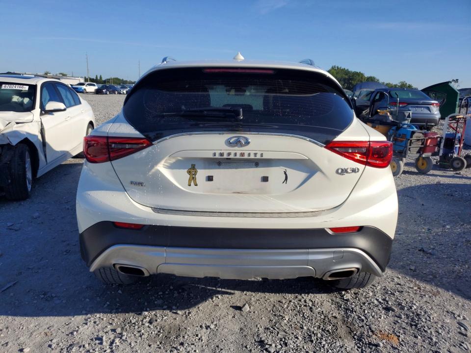 67244596 :رقم المزاد ، SJKCH5CR6JA002809 vin ، 2018 Infiniti Qx30 مزاد بيع