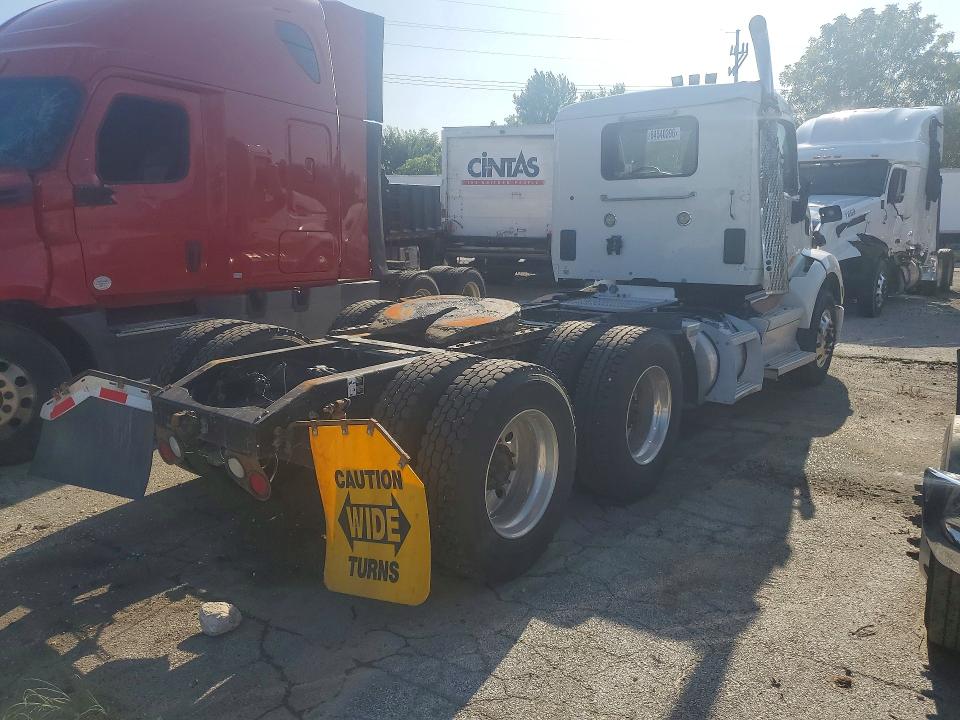 Продажа на аукционе авто 2018 Peterbilt 579, vin: 1XPBDP9XXJD432433, номер лота: 64540396