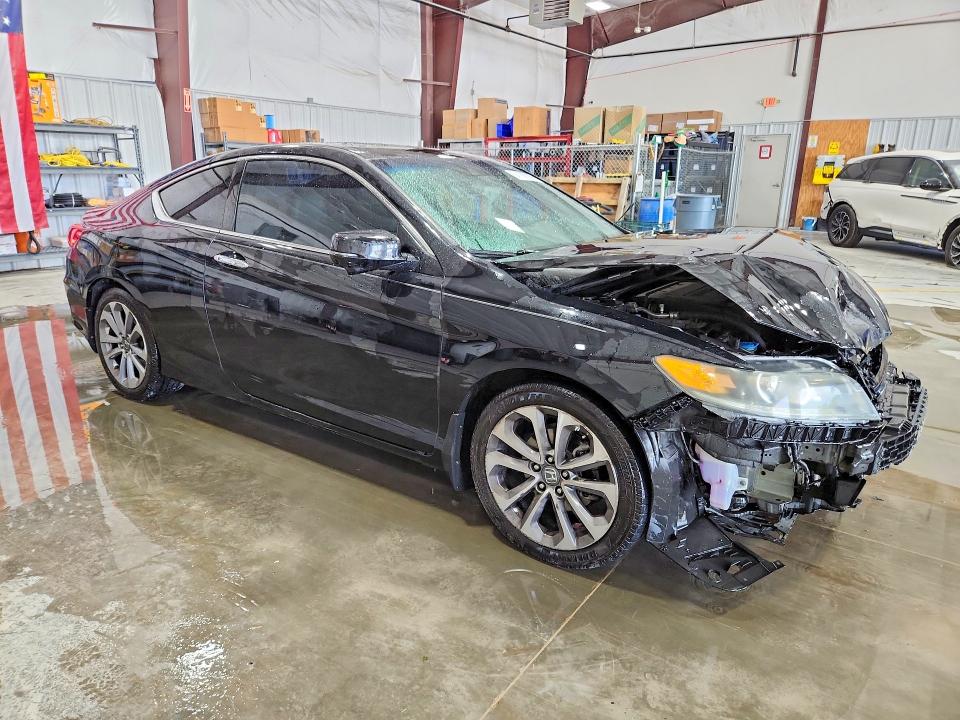 Aukcja sprzedaży 2014 Honda Accord, vin: 1HGCT2B8XEA003266, numer aukcji: 64089336