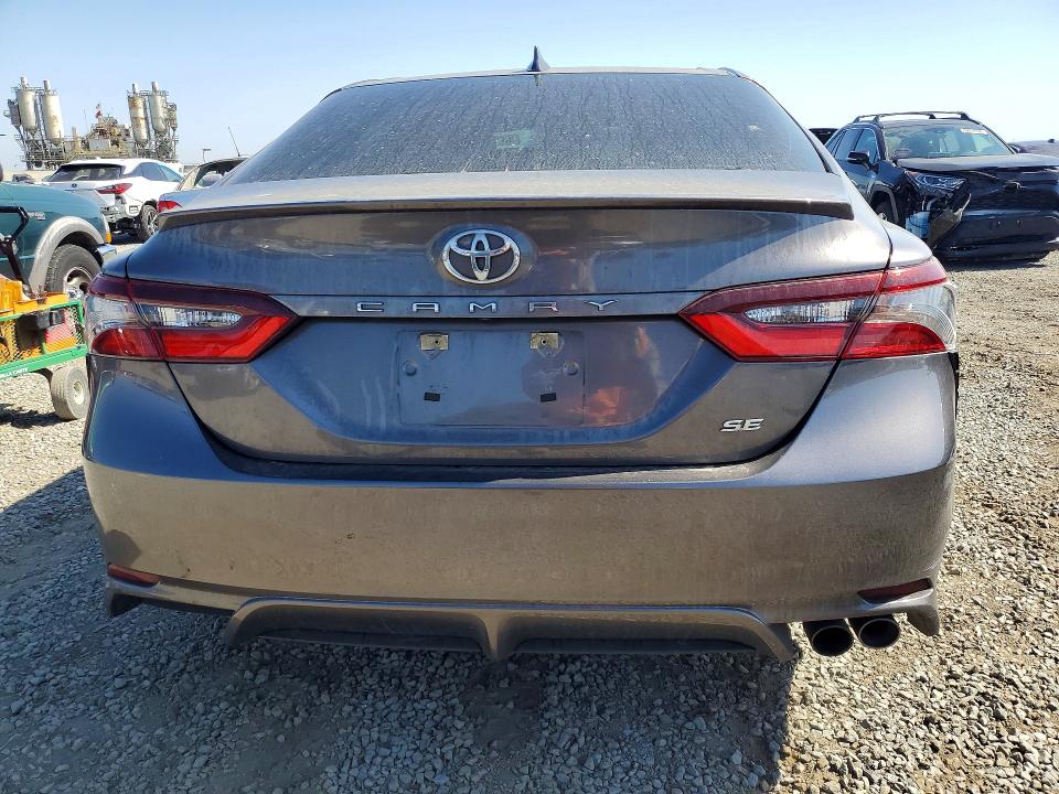 2021 Toyota Camry მანქანა იყიდება აუქციონზე, vin: 4T1G11AK1MU612008, აუქციონის ნომერი: 63195426