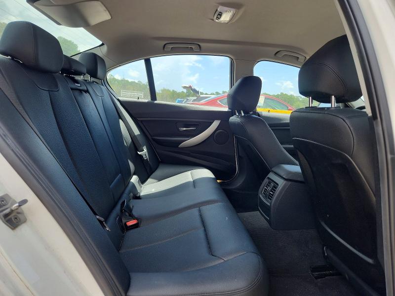 63989326 :رقم المزاد ، WBA3C3G51FNT52486 vin ، 2015 Bmw 320 مزاد بيع