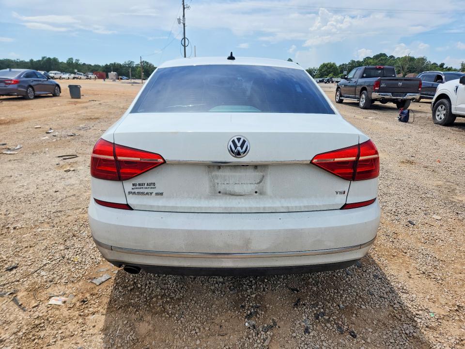 Продаж на аукціоні авто 2016 Volkswagen Passat, vin: 1VWBS7A30GC038547, номер лоту: 64736476