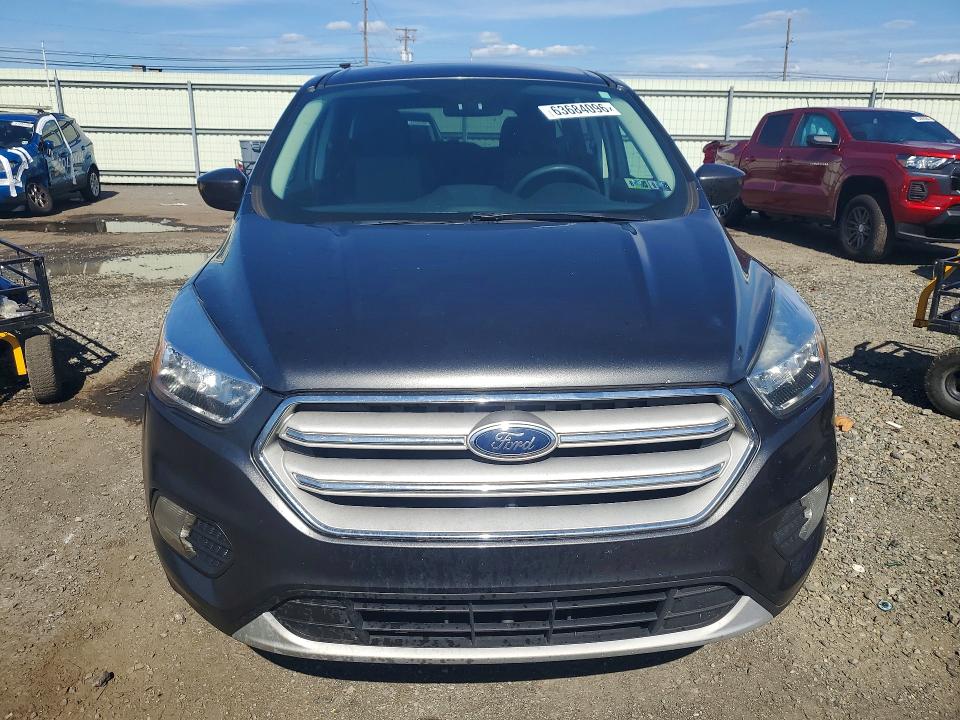 63684096 :رقم المزاد ، 1FMCU9GD3KUA73871 vin ، 2019 Ford Escape مزاد بيع
