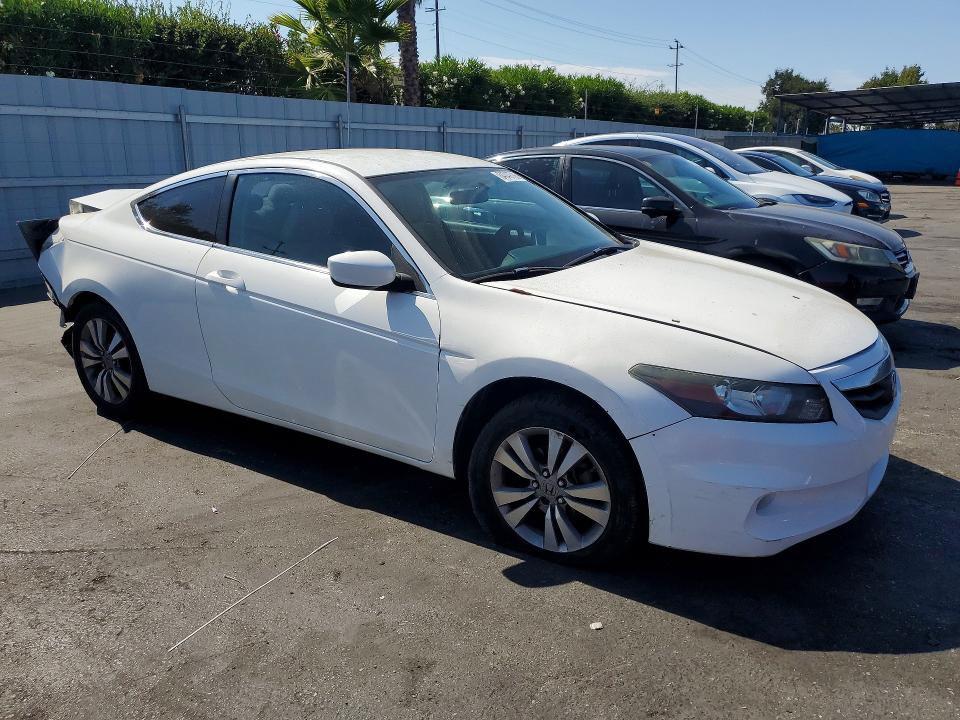 64049766 :رقم المزاد ، 1HGCS1B37CA013865 vin ، 2012 Honda Accord مزاد بيع