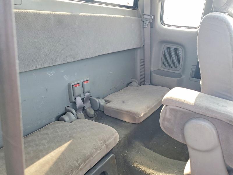 65802886 :رقم المزاد ، 5TEWM72N32Z030242 vin ، 2002 Toyota Tacoma مزاد بيع