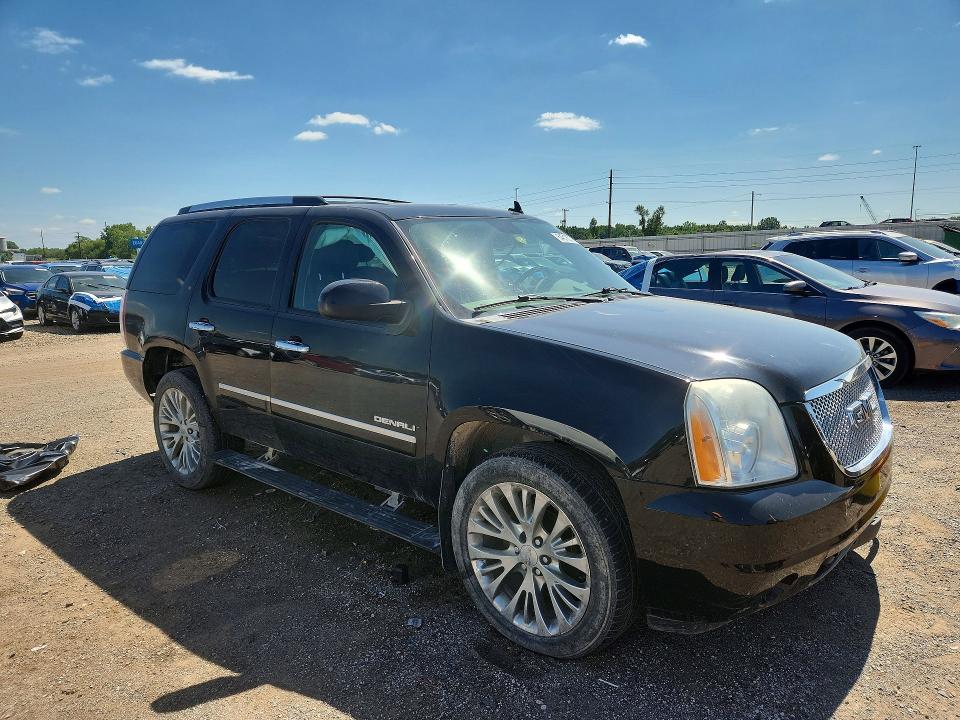 64518776 :رقم المزاد ، 1GKUKEEF1AR268241 vin ، 2010 Gmc Yukon مزاد بيع
