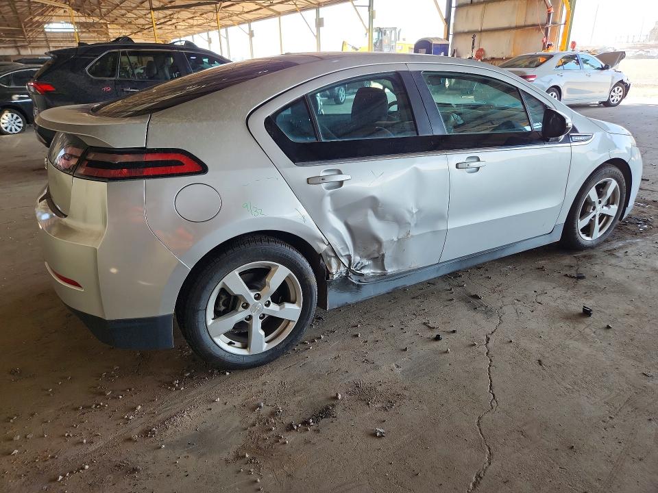 2013 Chevrolet Volt მანქანა იყიდება აუქციონზე, vin: 1G1RE6E46DU147311, აუქციონის ნომერი: 65613446