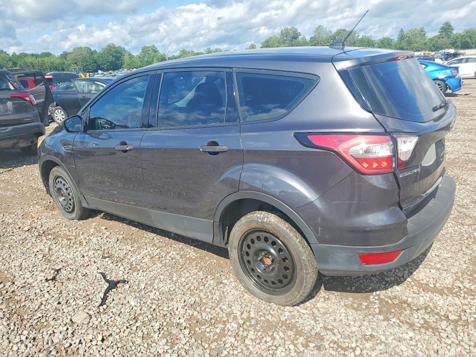 2017 Ford Escape მანქანა იყიდება აუქციონზე, vin: 1FMCU0F71HUE74240, აუქციონის ნომერი: 63653086
