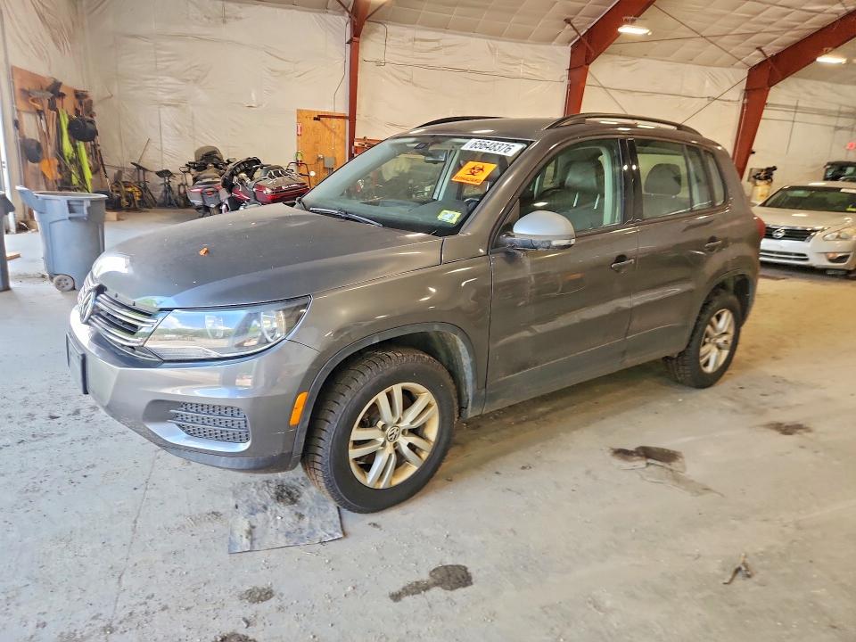 Aukcja sprzedaży 2016 Volkswagen Tiguan, vin: WVGBV7AX1GW594311, numer aukcji: 65648376