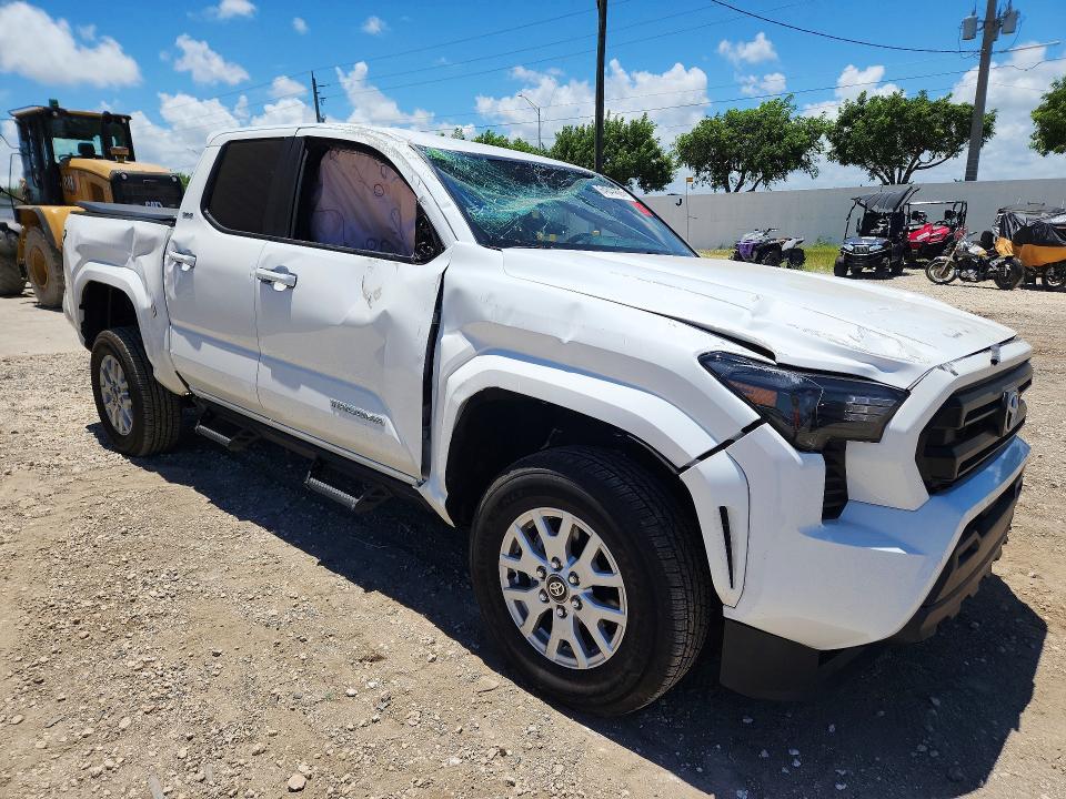 Продажа на аукционе авто 2025 Toyota Tacoma, vin: 3TYKB5FNXST029402, номер лота: 64844626