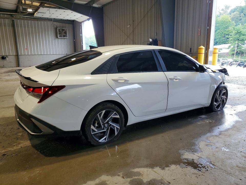 2025 Hyundai Elantra მანქანა იყიდება აუქციონზე, vin: KMHLM4DG9SU040732, აუქციონის ნომერი: 64454296
