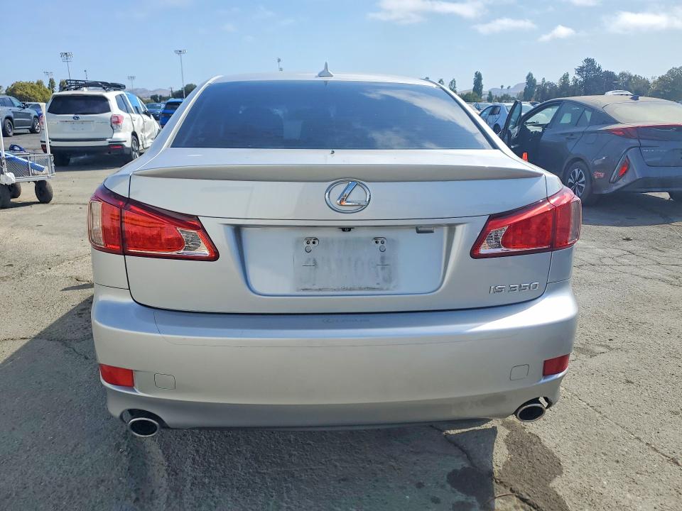 64505806 :رقم المزاد ، JTHBE5C25B5025386 vin ، 2011 Lexus Is مزاد بيع
