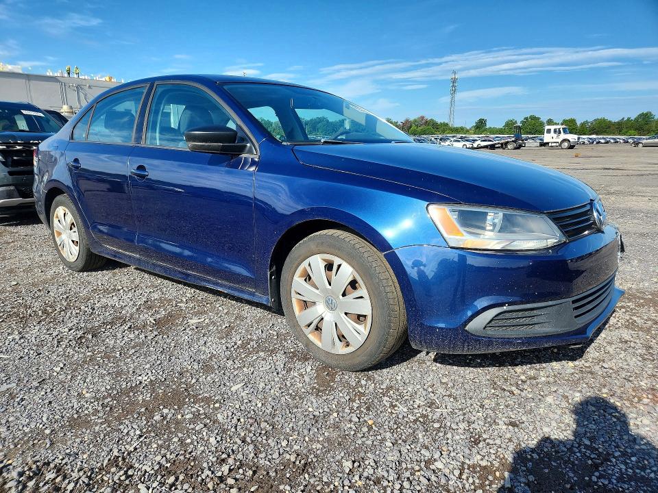 2011 Volkswagen Jetta მანქანა იყიდება აუქციონზე, vin: 3VW2K7AJ6BM096409, აუქციონის ნომერი: 65329036