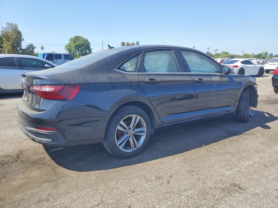 Auction sale of the 2024 Volkswagen Jetta, vin: 3VWEM7BUXRM041715, lot number: 64495696