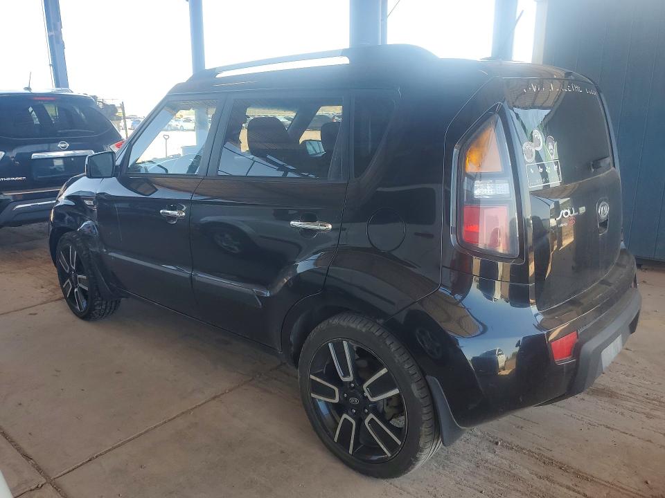 2011 Kia Soul მანქანა იყიდება აუქციონზე, vin: KNDJT2A25B7732335, აუქციონის ნომერი: 65681896
