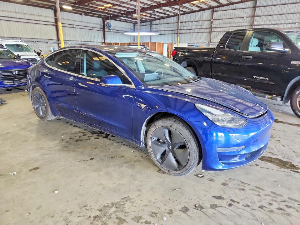 63875386 :رقم المزاد ، 5YJ3E1EA8LF631090 vin ، 2020 Tesla Model 3 مزاد بيع