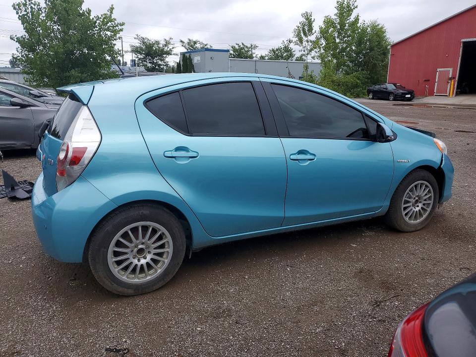 65144666 :رقم المزاد ، JTDKDTB39D1034637 vin ، 2013 Toyota Prius C مزاد بيع