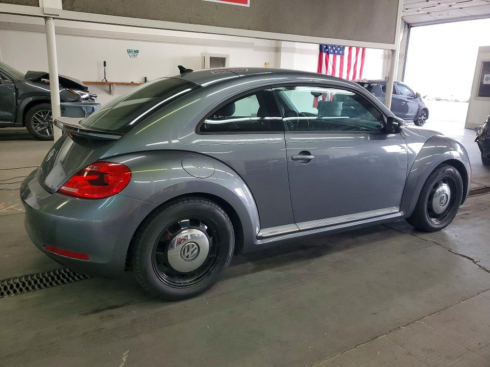 63750196 :رقم المزاد ، 3VWJ17AT5GM605817 vin ، 2016 Volkswagen Beetle مزاد بيع