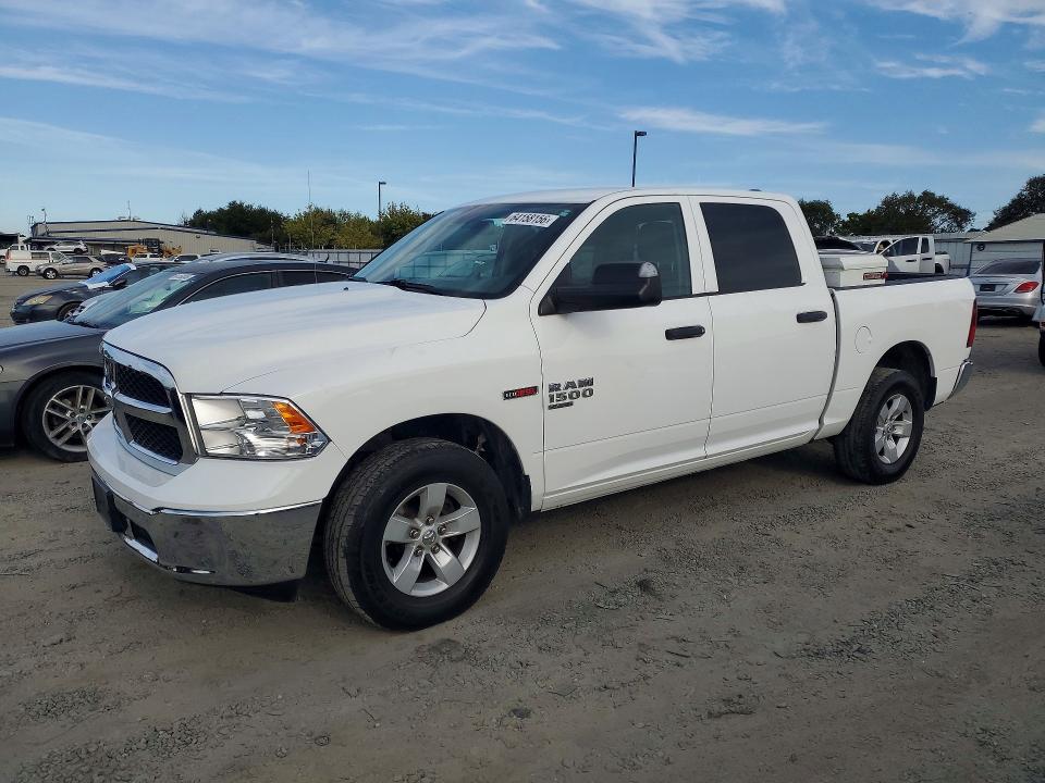 64158156 :رقم المزاد ، 1C6RR7KM1KS750298 vin ، 2019 Ram 1500 Classic مزاد بيع