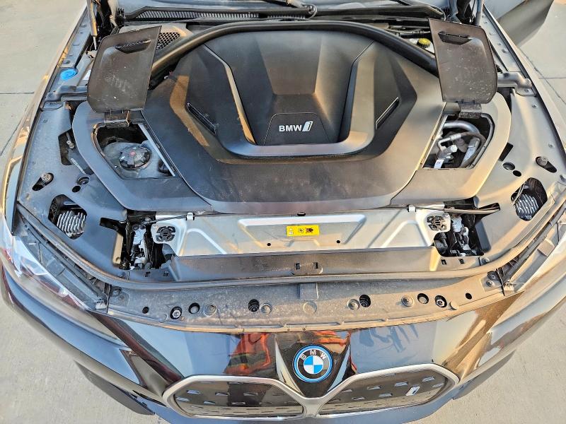 64089506 :رقم المزاد ، WBY73AW05PFN48939 vin ، 2023 Bmw I4 مزاد بيع