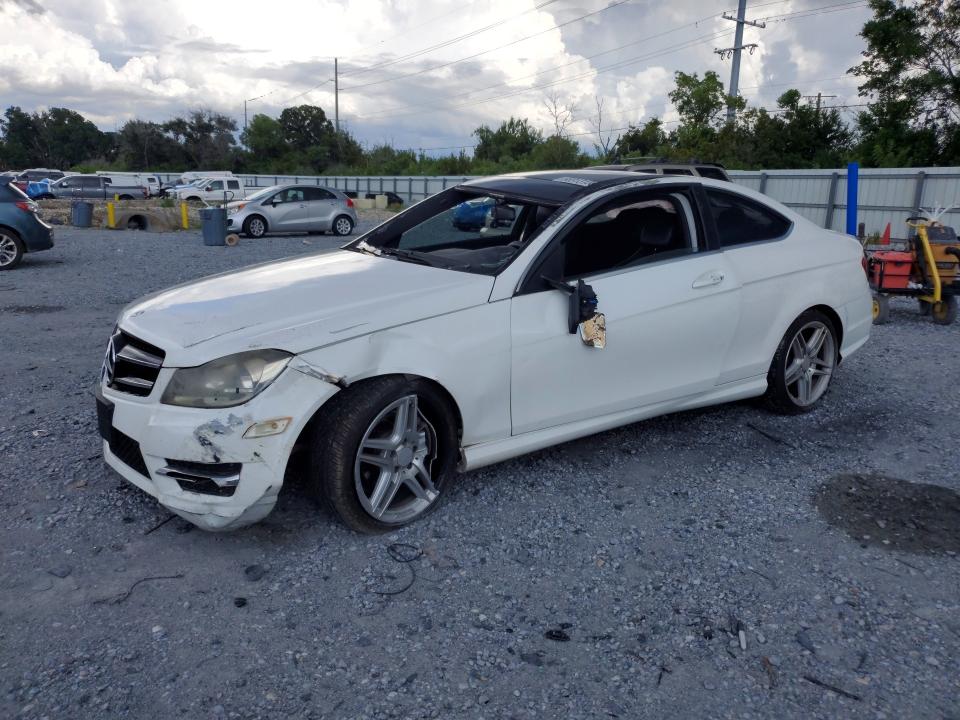 Продаж на аукціоні авто 2014 Mercedes-benz C, vin: WDDGJ4HB2EG200360, номер лоту: 66913136
