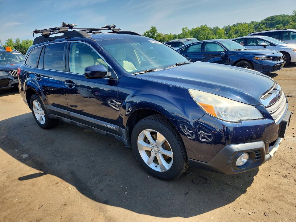 Продаж на аукціоні авто 2014 Subaru Outback, vin: 4S4BRBKC4E3245726, номер лоту: 62920986