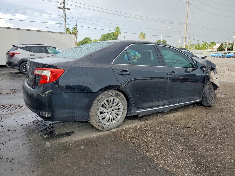 2012 Toyota Camry მანქანა იყიდება აუქციონზე, vin: 4T1BF1FK6CU124823, აუქციონის ნომერი: 63488196