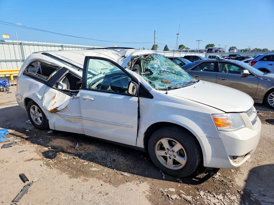 Продажа на аукционе авто 2010 Dodge Grand Caravan, vin: 2D4RN3D19AR435848, номер лота: 65116106
