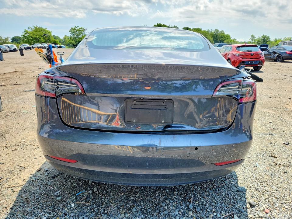 62940966 :رقم المزاد ، 5YJ3E1EB1KF386026 vin ، 2019 Tesla Model 3 مزاد بيع