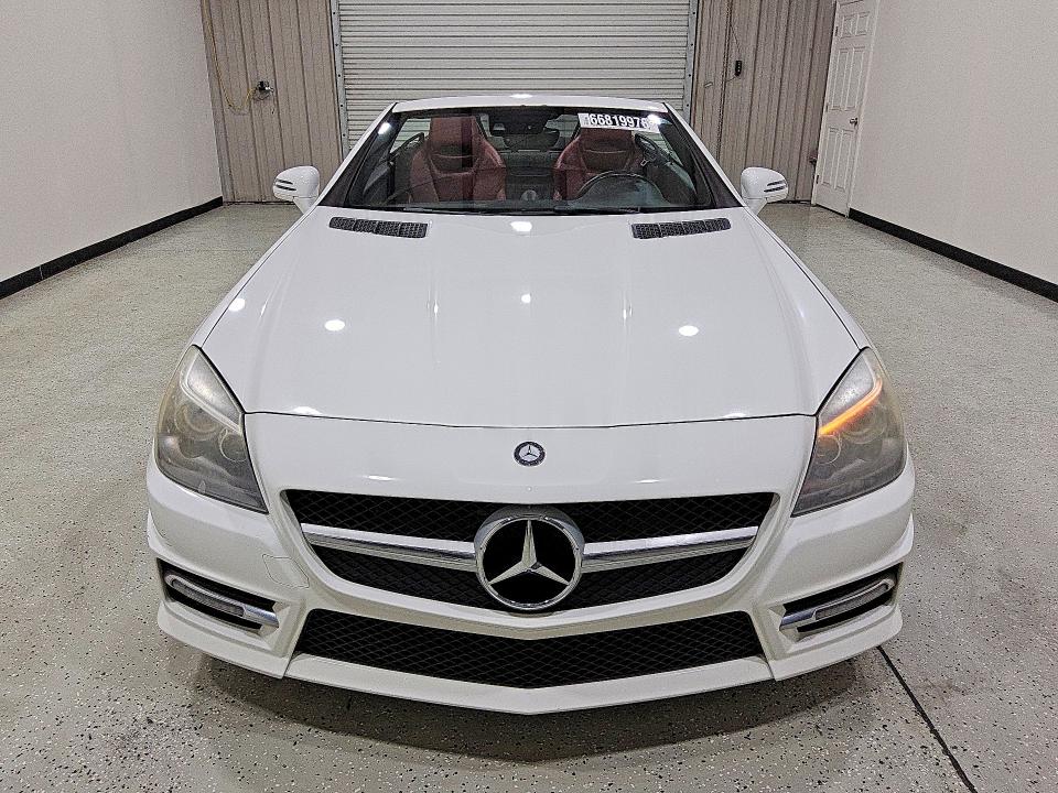 2016 Mercedes-benz Slk მანქანა იყიდება აუქციონზე, vin: WDDPK3JA3GF117487, აუქციონის ნომერი: 66819976