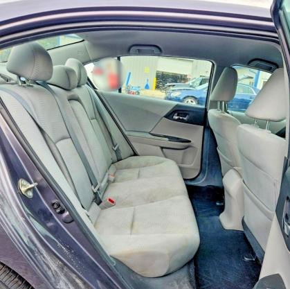 65679286 :رقم المزاد ، 1HGCR2F34HA007587 vin ، 2017 Honda Accord مزاد بيع