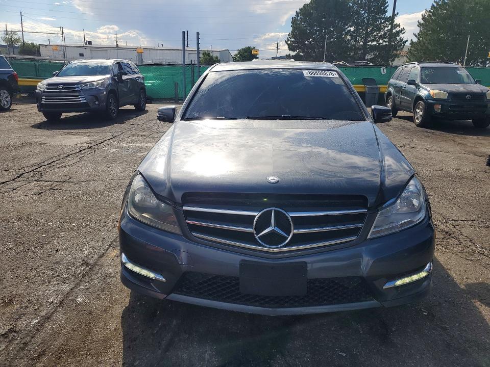 66698876 :رقم المزاد ، WDDGF8ABXEA923654 vin ، 2014 Mercedes-benz C مزاد بيع