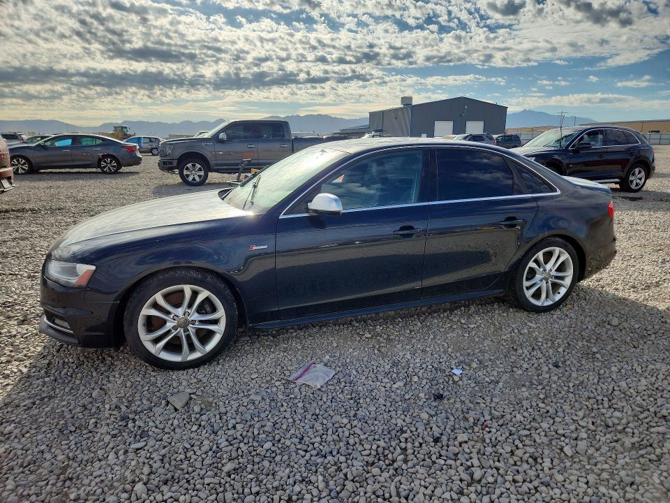 2014 Audi S4 მანქანა იყიდება აუქციონზე, vin: WAUKGAFL5EA081202, აუქციონის ნომერი: 65694186