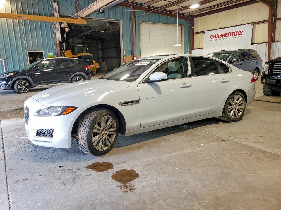 Продажа на аукционе авто 2017 Jaguar Xf, vin: SAJBJ4BV7HCY46840, номер лота: 63261076