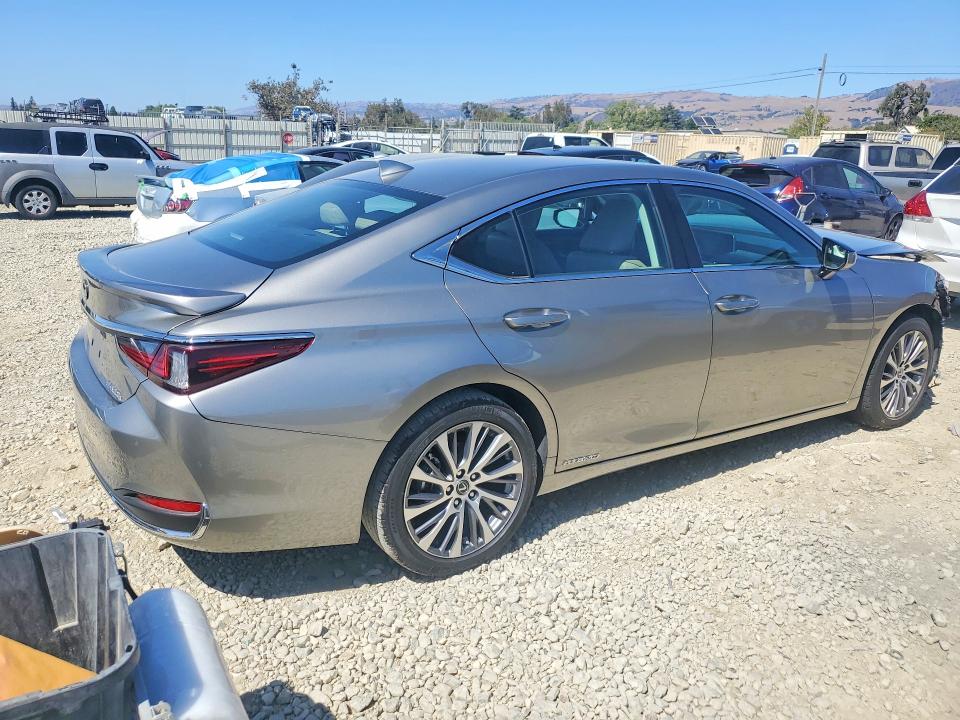 2021 Lexus Es მანქანა იყიდება აუქციონზე, vin: 58ADA1C19MU002518, აუქციონის ნომერი: 67356036