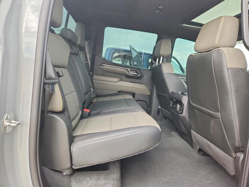 Продажа на аукционе авто 2024 Chevrolet Silverado, vin: 3GCUDHEL1RG358417, номер лота: 64400576