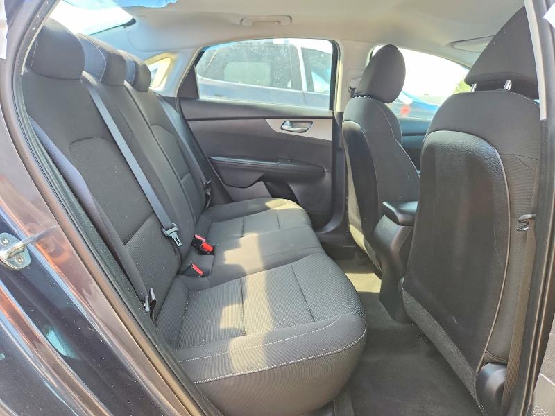 64984866 :رقم المزاد ، 3KPF24AD2KE056125 vin ، 2019 Kia Forte مزاد بيع