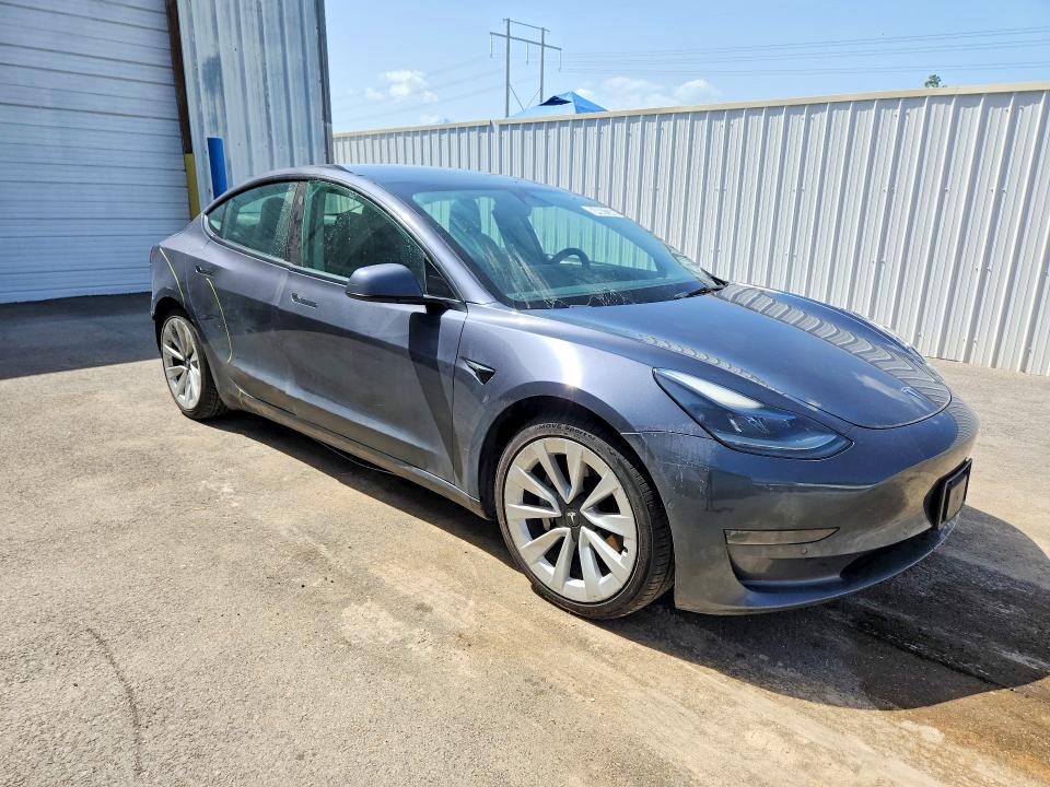 64807336 :رقم المزاد ، 5YJ3E1EA5NF286426 vin ، 2022 Tesla Model 3 مزاد بيع