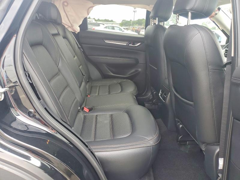65903136 :رقم المزاد ، JM3KFBDM8N0636647 vin ، 2022 Mazda Cx-5 مزاد بيع