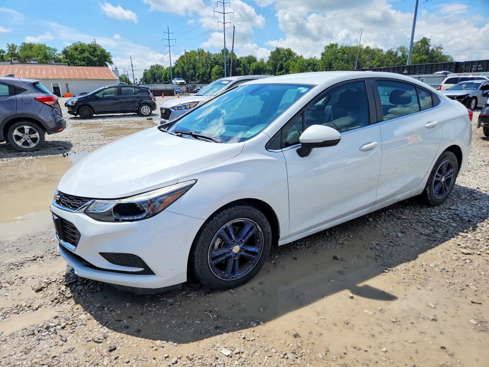 65855226 :رقم المزاد ، 1G1BE5SM1H7154364 vin ، 2017 Chevrolet Cruze مزاد بيع