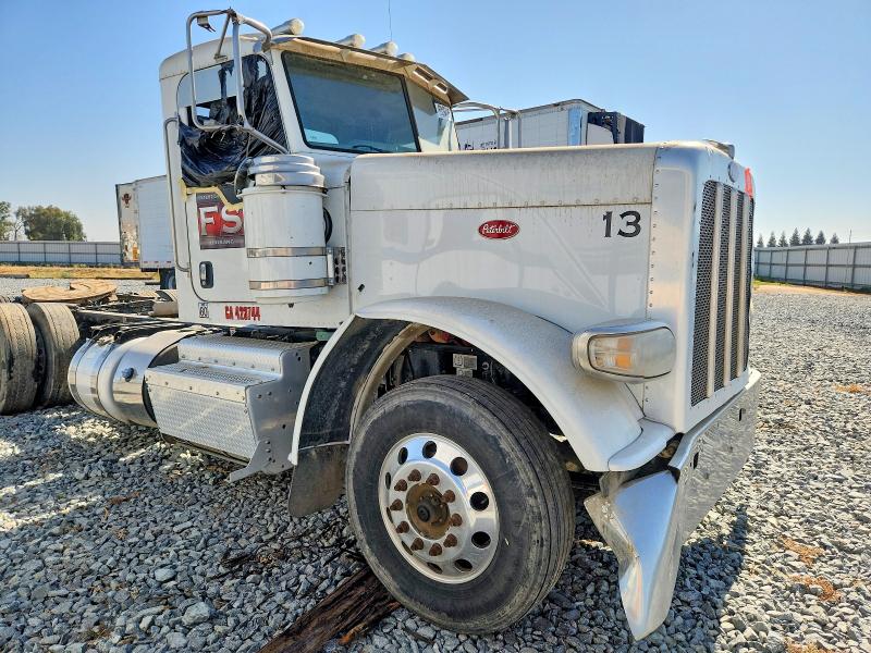 Продаж на аукціоні авто 2018 Peterbilt 389, vin: 1XPXD79X5JD499897, номер лоту: 63899426