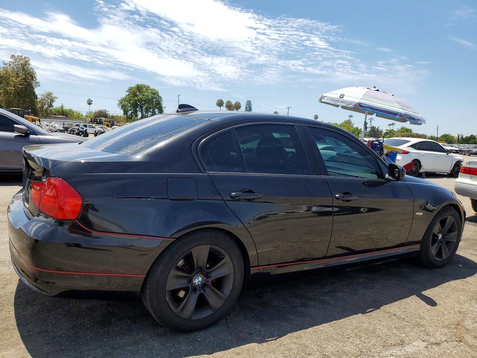 64090646 :رقم المزاد ، WBAPH5G53BNM71259 vin ، 2011 Bmw 328 مزاد بيع