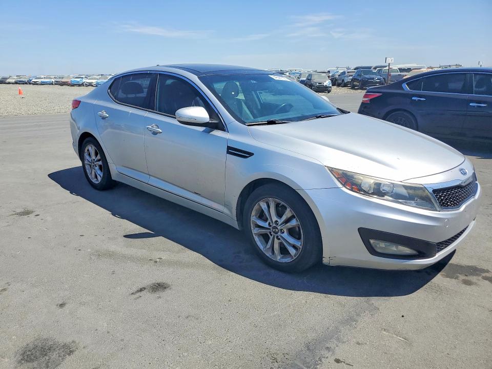 64044706 :رقم المزاد ، KNAGN4A76B5171731 vin ، 2011 Kia Optima مزاد بيع